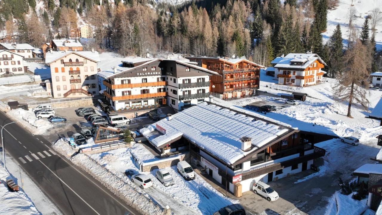 Hotel Valgranda Wellness & Spa Val di Zoldo Bagian luar foto