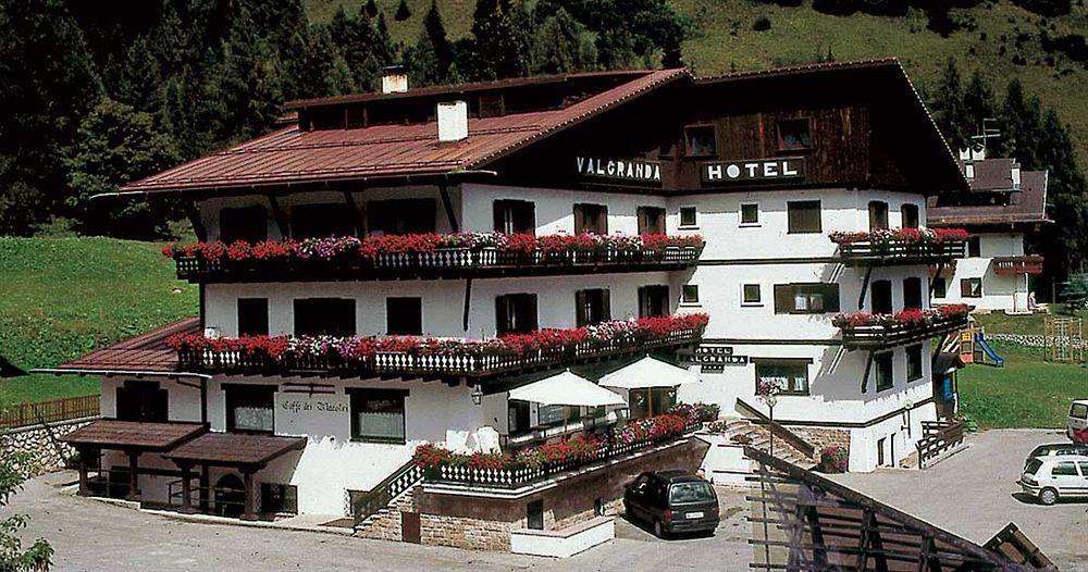 Hotel Valgranda Wellness & Spa Val di Zoldo Bagian luar foto